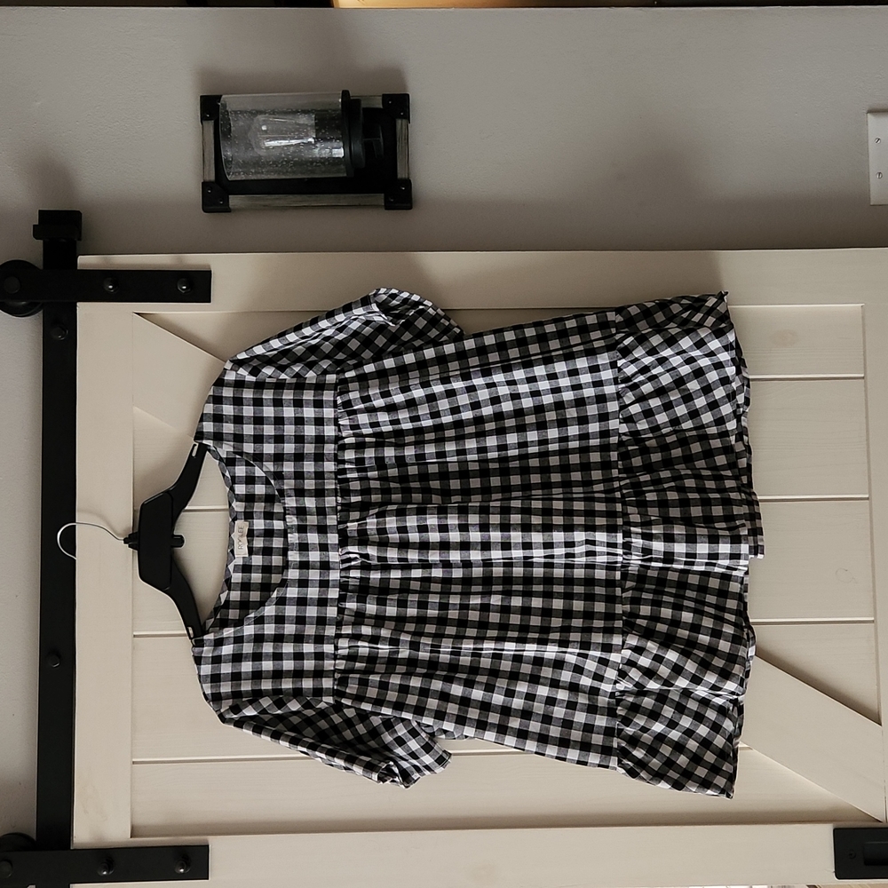 Roolee Black and White Checkered Top